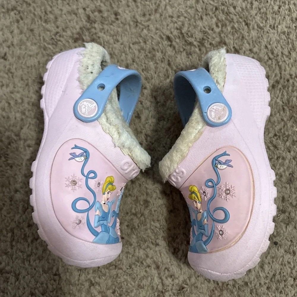 Crocs Clogs Slip On Shoes Cinderella Pink Child 10 11 Girls Sandals